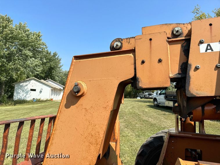 image for item MQ9391 Lull 1044C-54 telehandler