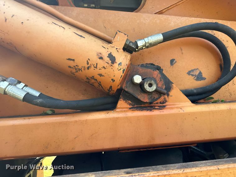 image for item MQ9391 Lull 1044C-54 telehandler