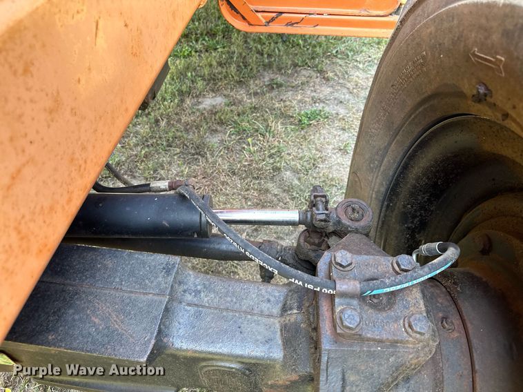 image for item MQ9391 Lull 1044C-54 telehandler