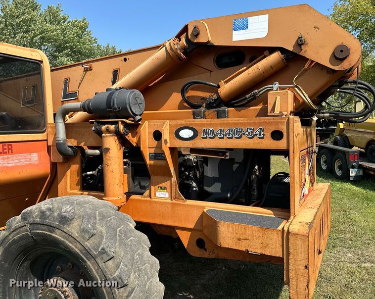 image for item MQ9391 Lull 1044C-54 telehandler