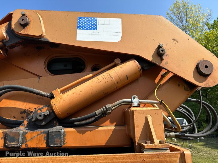 image for item MQ9391 Lull 1044C-54 telehandler