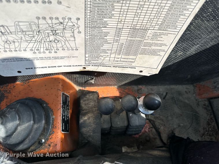 image for item MQ9391 Lull 1044C-54 telehandler