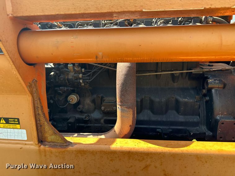 image for item MQ9391 Lull 1044C-54 telehandler