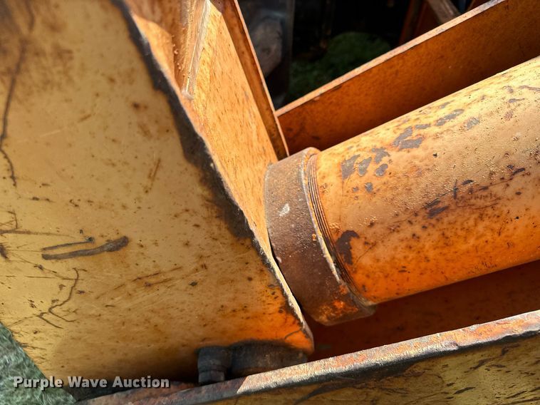 image for item MQ9391 Lull 1044C-54 telehandler