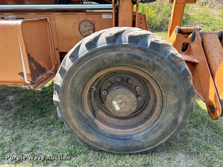 image for item MQ9391 Lull 1044C-54 telehandler