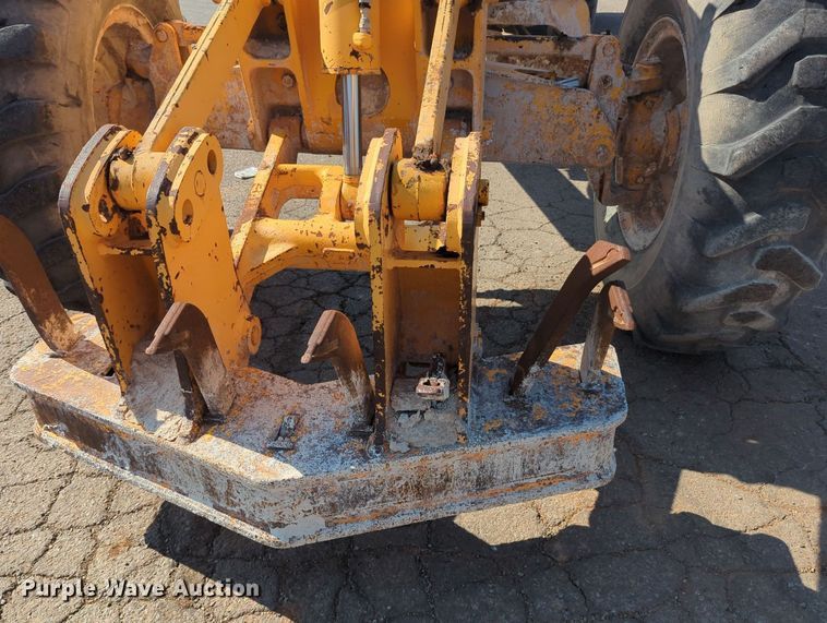 image for item MY9931 1989 John Deere 670B  motor grader