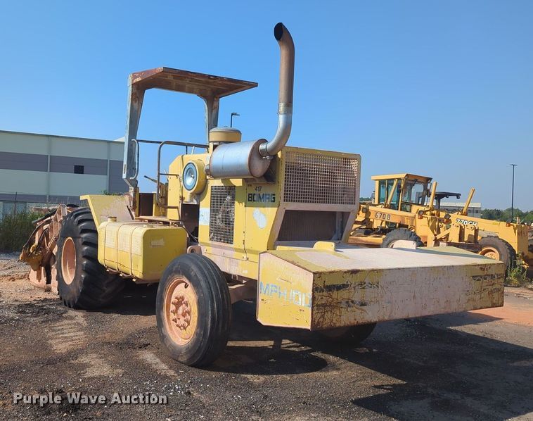 image for item MY9932 1991 Bomag MPH100R  soil stabilizer / recycler