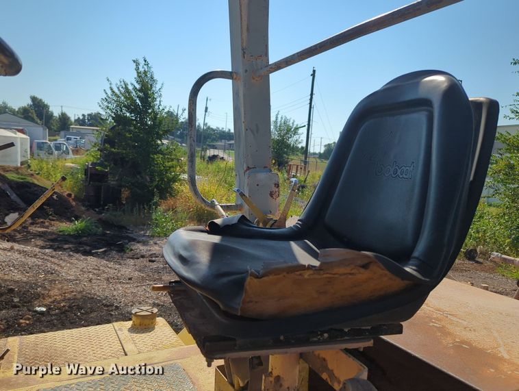 image for item MY9932 1991 Bomag MPH100R  soil stabilizer / recycler