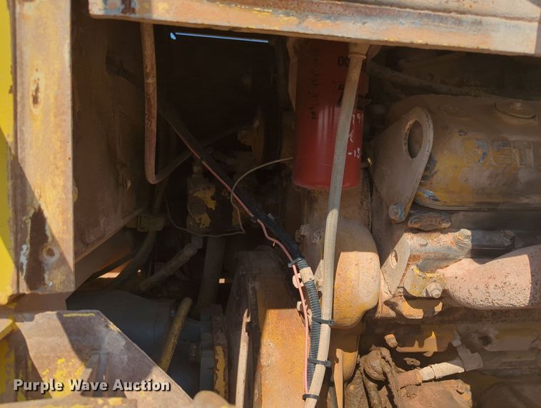 image for item MY9932 1991 Bomag MPH100R  soil stabilizer / recycler