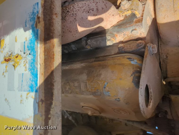 image for item MY9932 1991 Bomag MPH100R  soil stabilizer / recycler