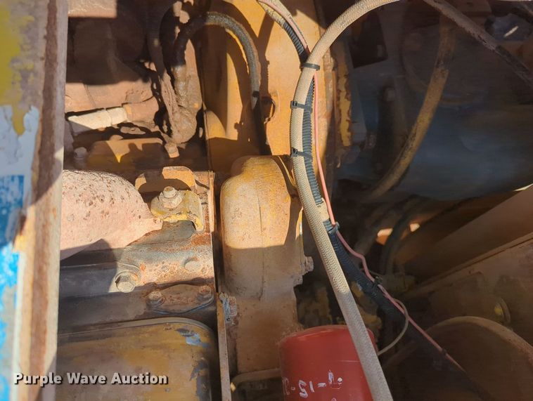 image for item MY9932 1991 Bomag MPH100R  soil stabilizer / recycler