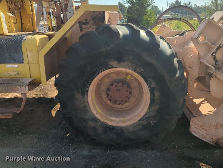 image for item MY9932 1991 Bomag MPH100R  soil stabilizer / recycler