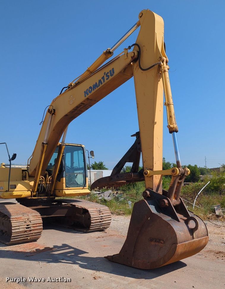 image for item MY9933 2006 Komatsu PC200LC-7  excavator