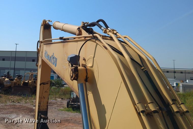 image for item MY9933 2006 Komatsu PC200LC-7  excavator