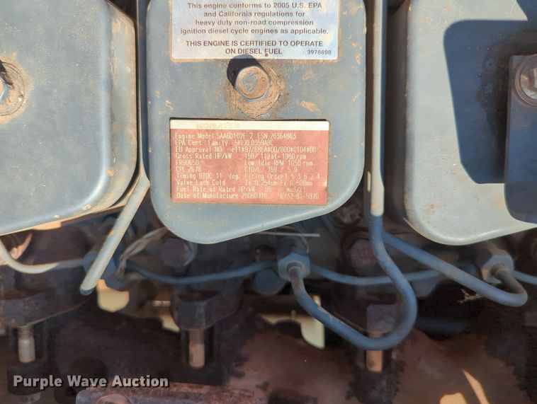 image for item MY9933 2006 Komatsu PC200LC-7  excavator