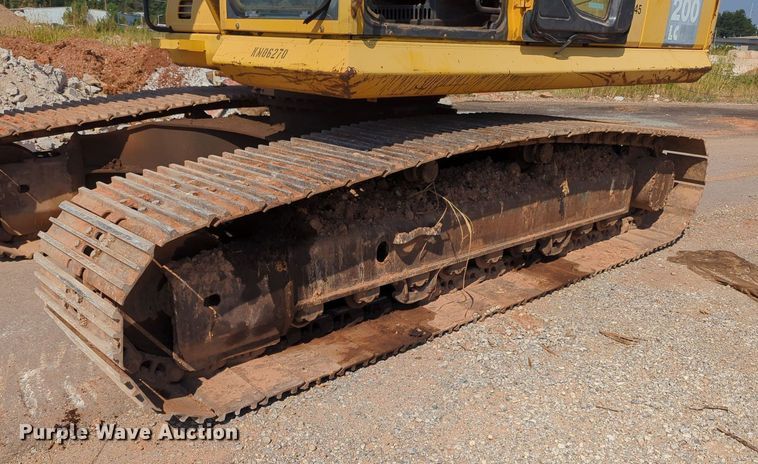 image for item MY9933 2006 Komatsu PC200LC-7  excavator