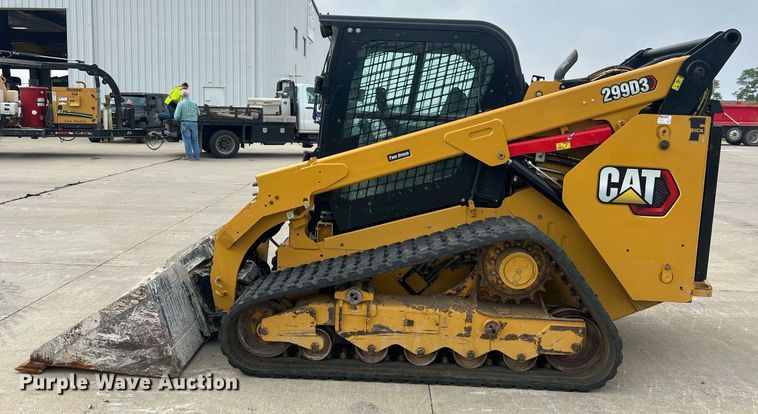 image for item NA9125 2020 Caterpillar 299D3  tracked skid steer loader