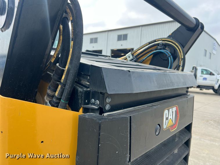 image for item NA9125 2020 Caterpillar 299D3  tracked skid steer loader