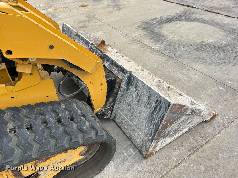 image for item NA9125 2020 Caterpillar 299D3  tracked skid steer loader