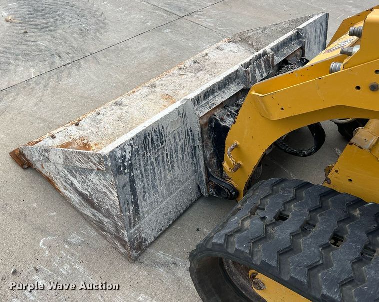 image for item NA9125 2020 Caterpillar 299D3  tracked skid steer loader
