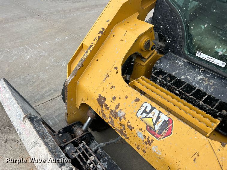 image for item NA9125 2020 Caterpillar 299D3  tracked skid steer loader