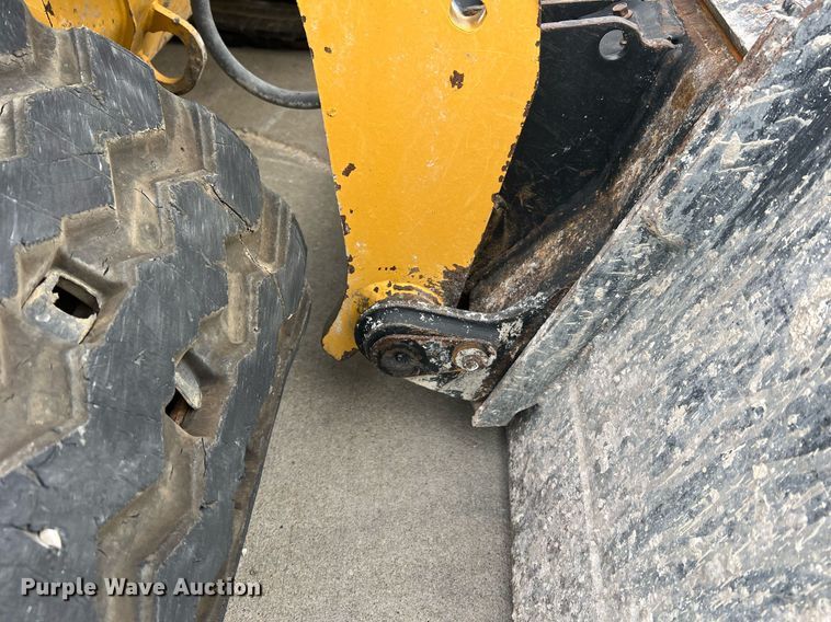 image for item NA9125 2020 Caterpillar 299D3  tracked skid steer loader