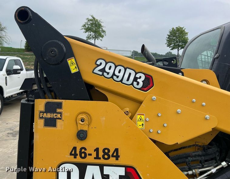 image for item NA9125 2020 Caterpillar 299D3  tracked skid steer loader