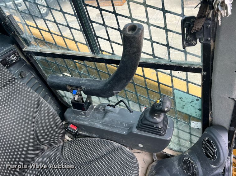 image for item NA9125 2020 Caterpillar 299D3  tracked skid steer loader