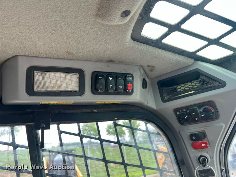 image for item NA9125 2020 Caterpillar 299D3  tracked skid steer loader