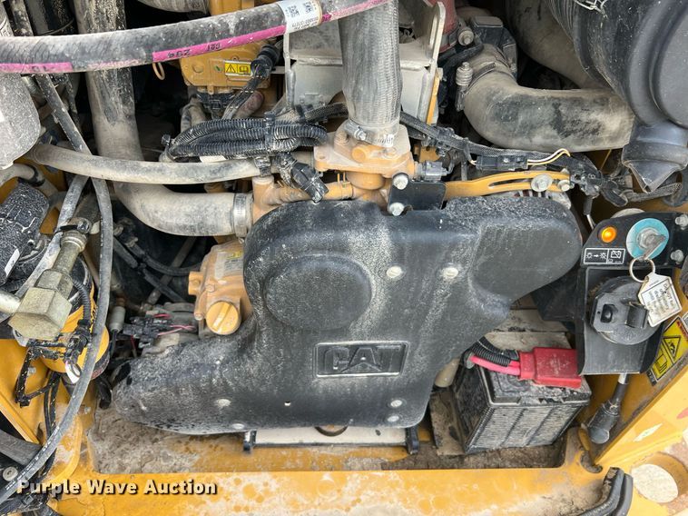 image for item NA9125 2020 Caterpillar 299D3  tracked skid steer loader