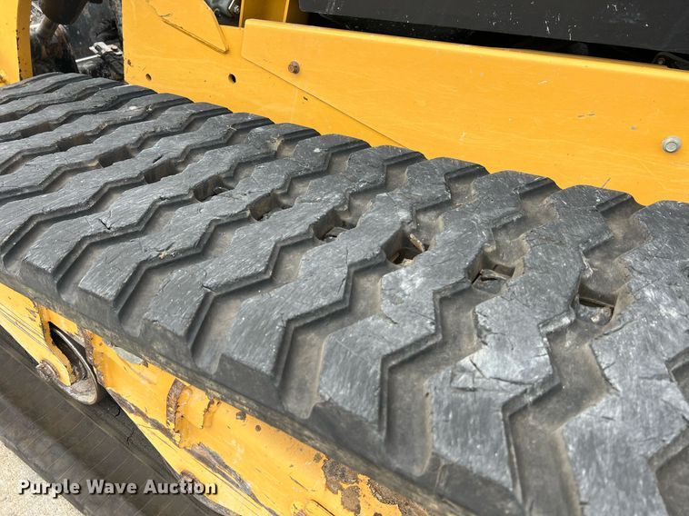 image for item NA9125 2020 Caterpillar 299D3  tracked skid steer loader