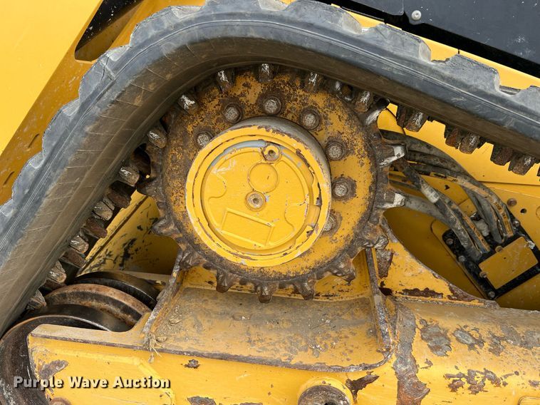 image for item NA9125 2020 Caterpillar 299D3  tracked skid steer loader