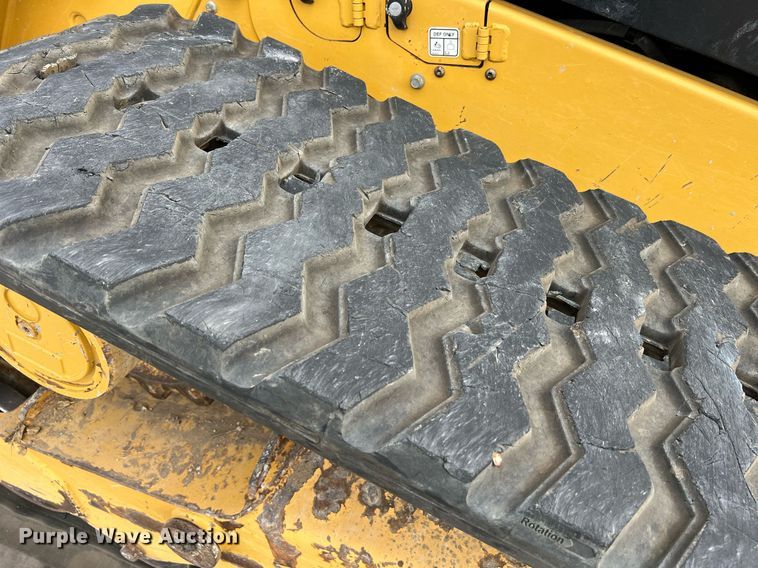 image for item NA9125 2020 Caterpillar 299D3  tracked skid steer loader