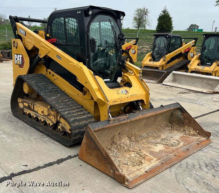 image for item NA9126 2020 Caterpillar 299D3  tracked skid steer loader