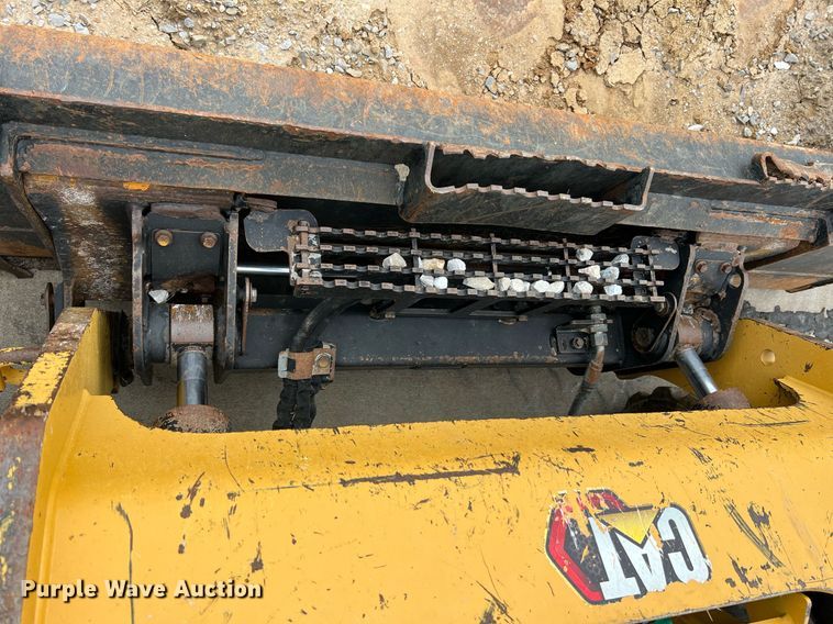image for item NA9126 2020 Caterpillar 299D3  tracked skid steer loader