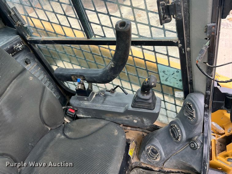 image for item NA9126 2020 Caterpillar 299D3  tracked skid steer loader