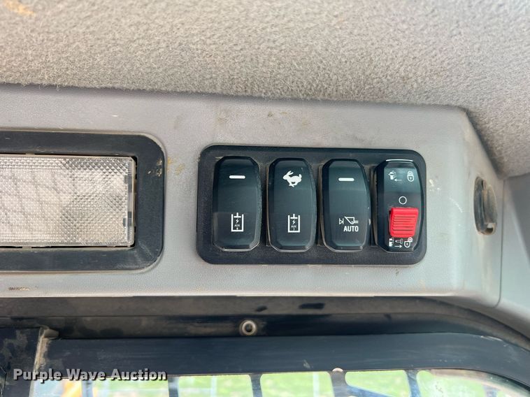 image for item NA9126 2020 Caterpillar 299D3  tracked skid steer loader