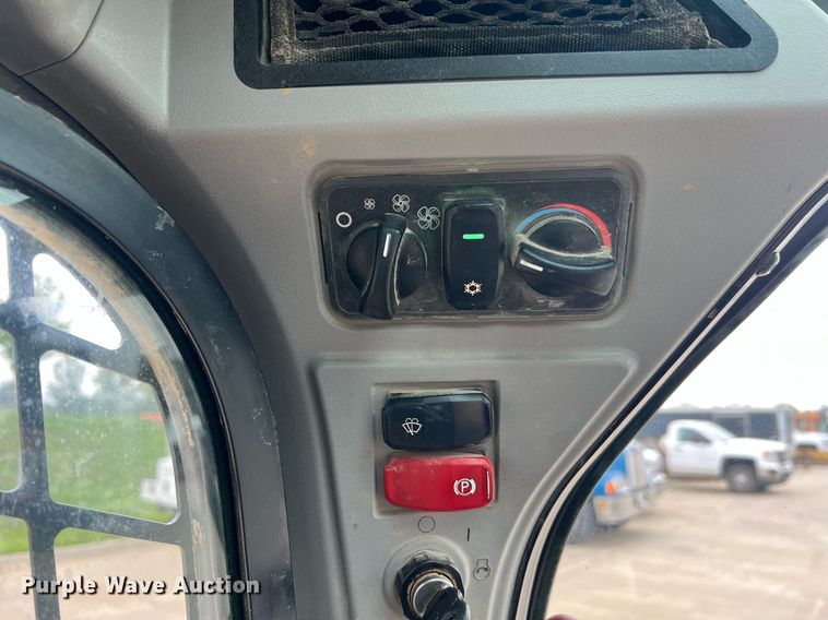 image for item NA9126 2020 Caterpillar 299D3  tracked skid steer loader