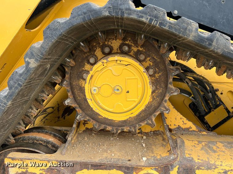 image for item NA9126 2020 Caterpillar 299D3  tracked skid steer loader