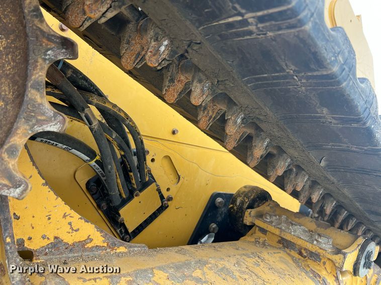 image for item NA9126 2020 Caterpillar 299D3  tracked skid steer loader