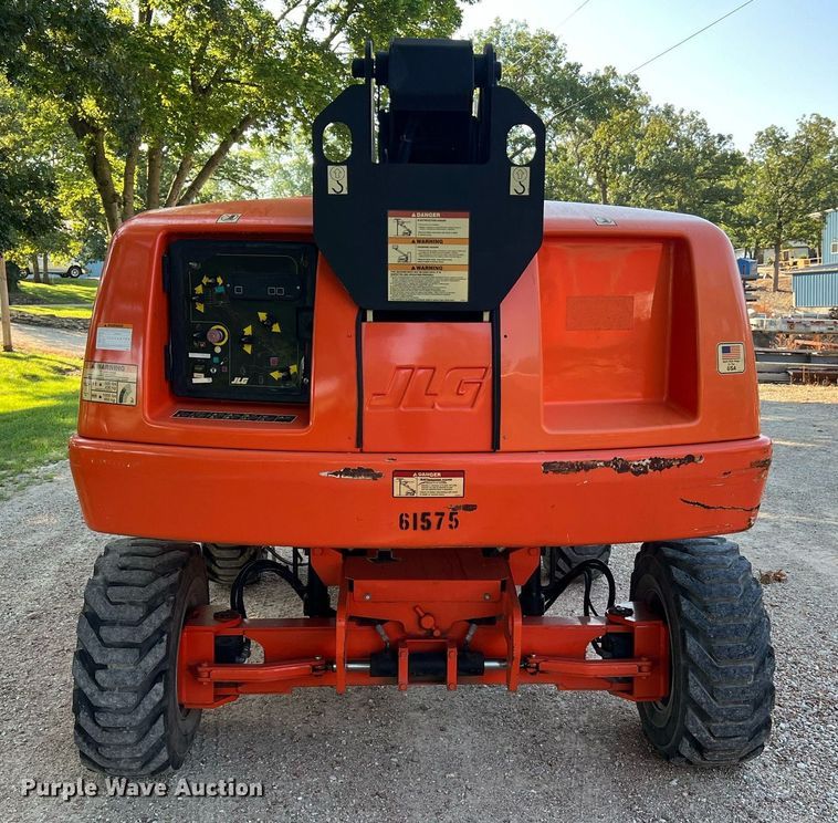 image for item NA9145 2007 JLG 400S  boom lift