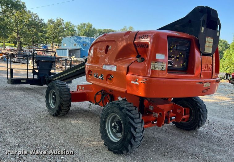 image for item NA9145 2007 JLG 400S  boom lift