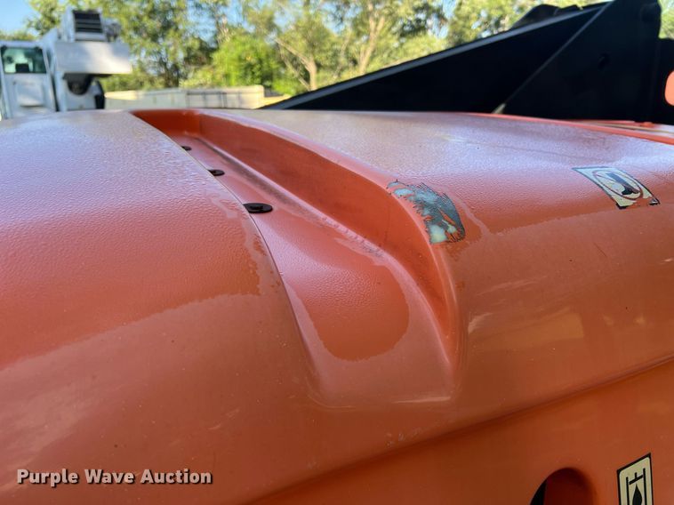 image for item NA9145 2007 JLG 400S  boom lift