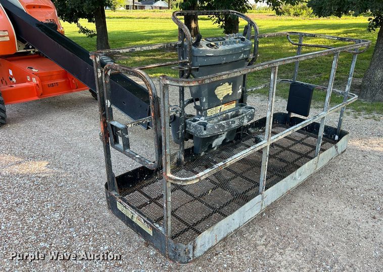 image for item NA9145 2007 JLG 400S  boom lift