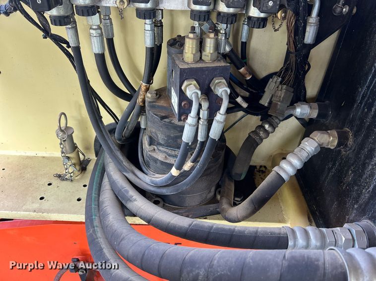 image for item NA9145 2007 JLG 400S  boom lift