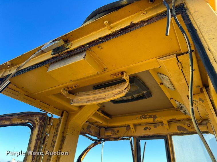 image for item NA9155 1989 Caterpillar 963 LGP  track loader