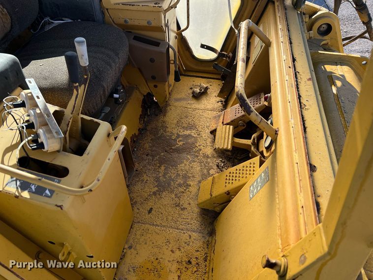 image for item NA9155 1989 Caterpillar 963 LGP  track loader
