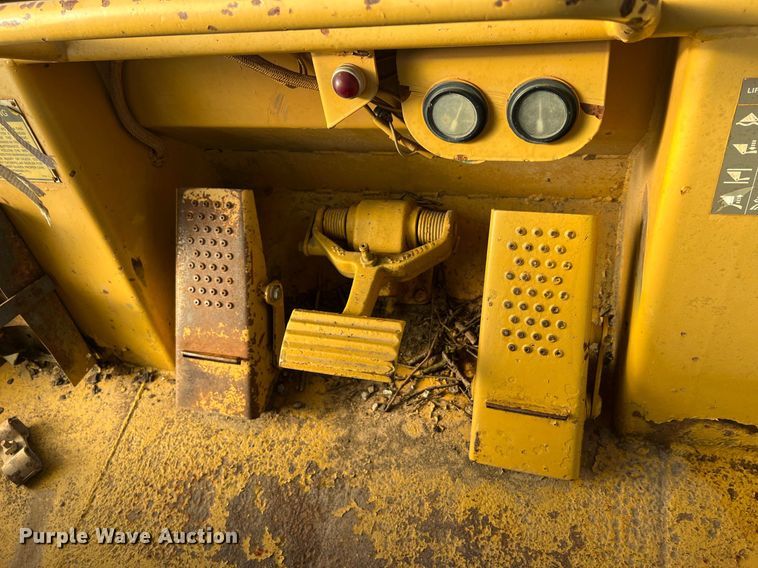 image for item NA9155 1989 Caterpillar 963 LGP  track loader