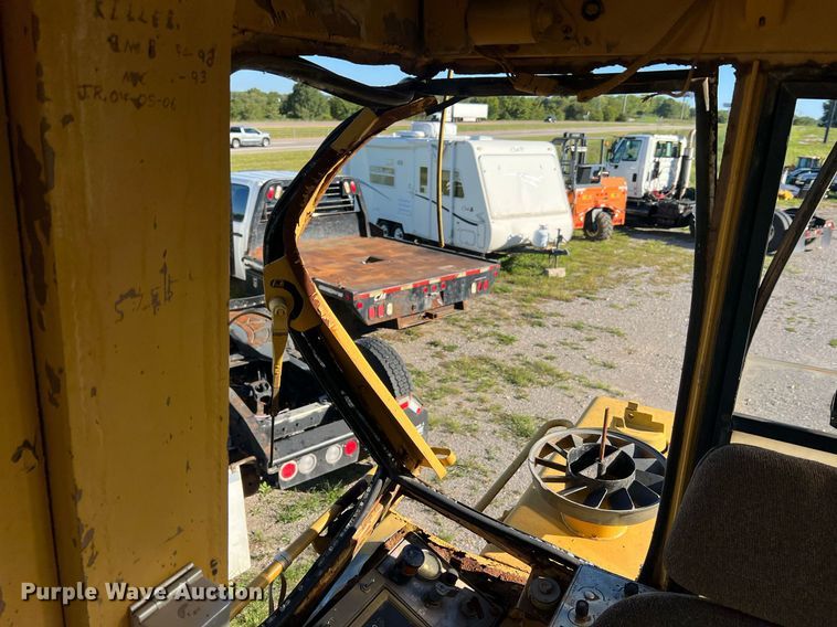 image for item NA9155 1989 Caterpillar 963 LGP  track loader