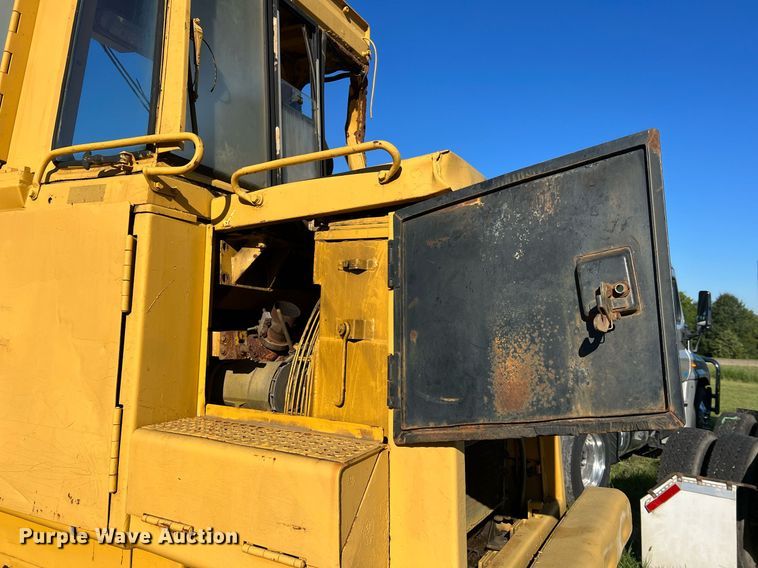 image for item NA9155 1989 Caterpillar 963 LGP  track loader